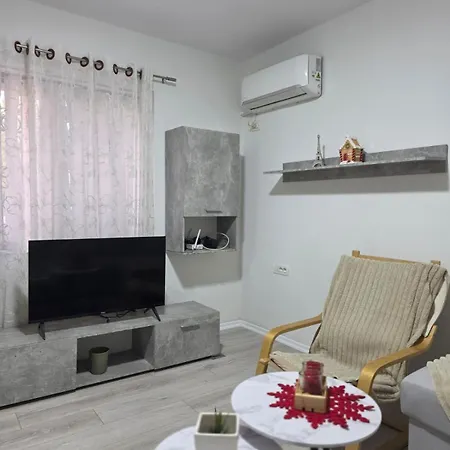 公寓 Sweethomeshkoder *